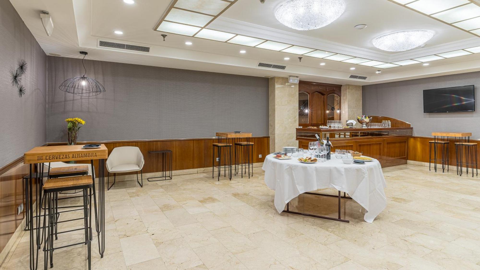 Hotel Blanca De Navarra Пампона Екстериор снимка