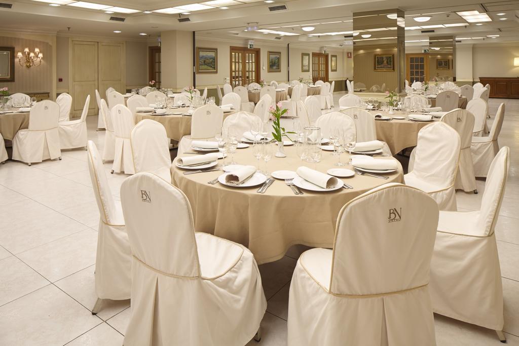 Hotel Blanca De Navarra Пампона Екстериор снимка